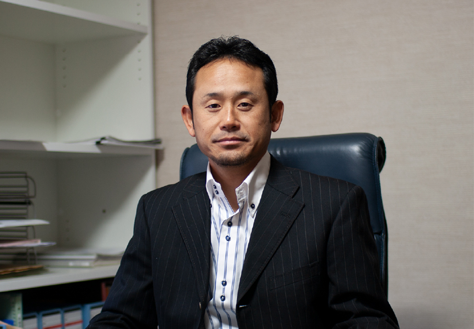 代表取締役社長 瀬山伸治